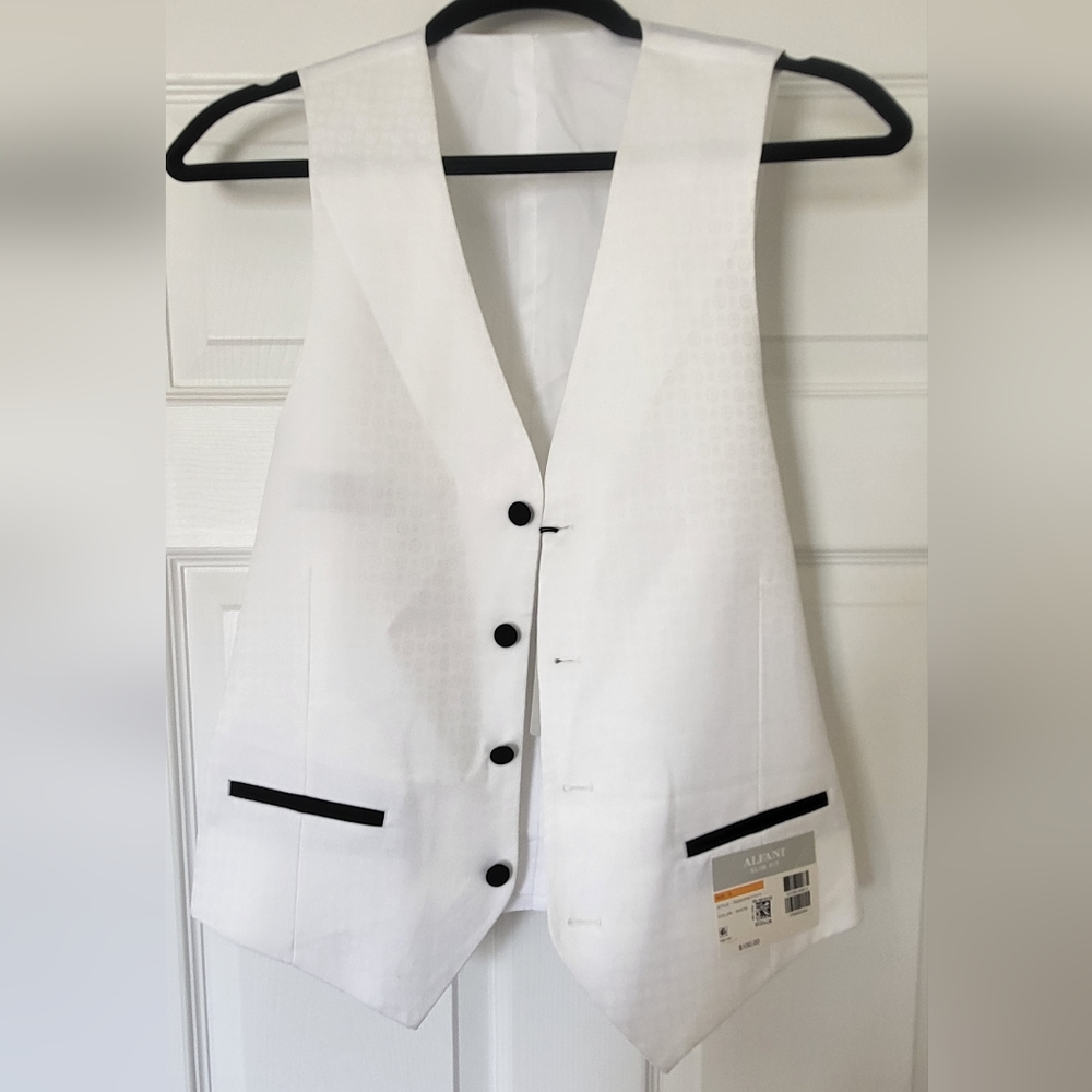 NWT Slim-fit Vest White Pattern With Black Accents Alfani Mens Small